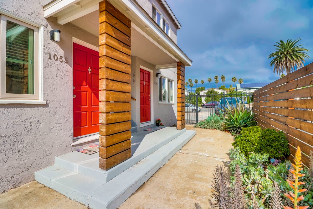 Virtual tour photo 6 of 37 for 1049 Loring St