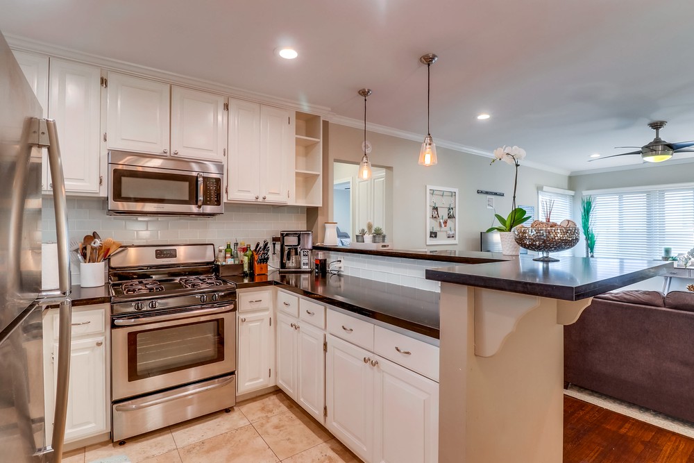 Virtual tour photo 15 of 37 for 1049 Loring St