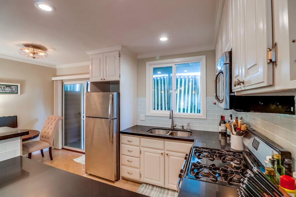 Virtual tour photo 18 of 37 for 1049 Loring St