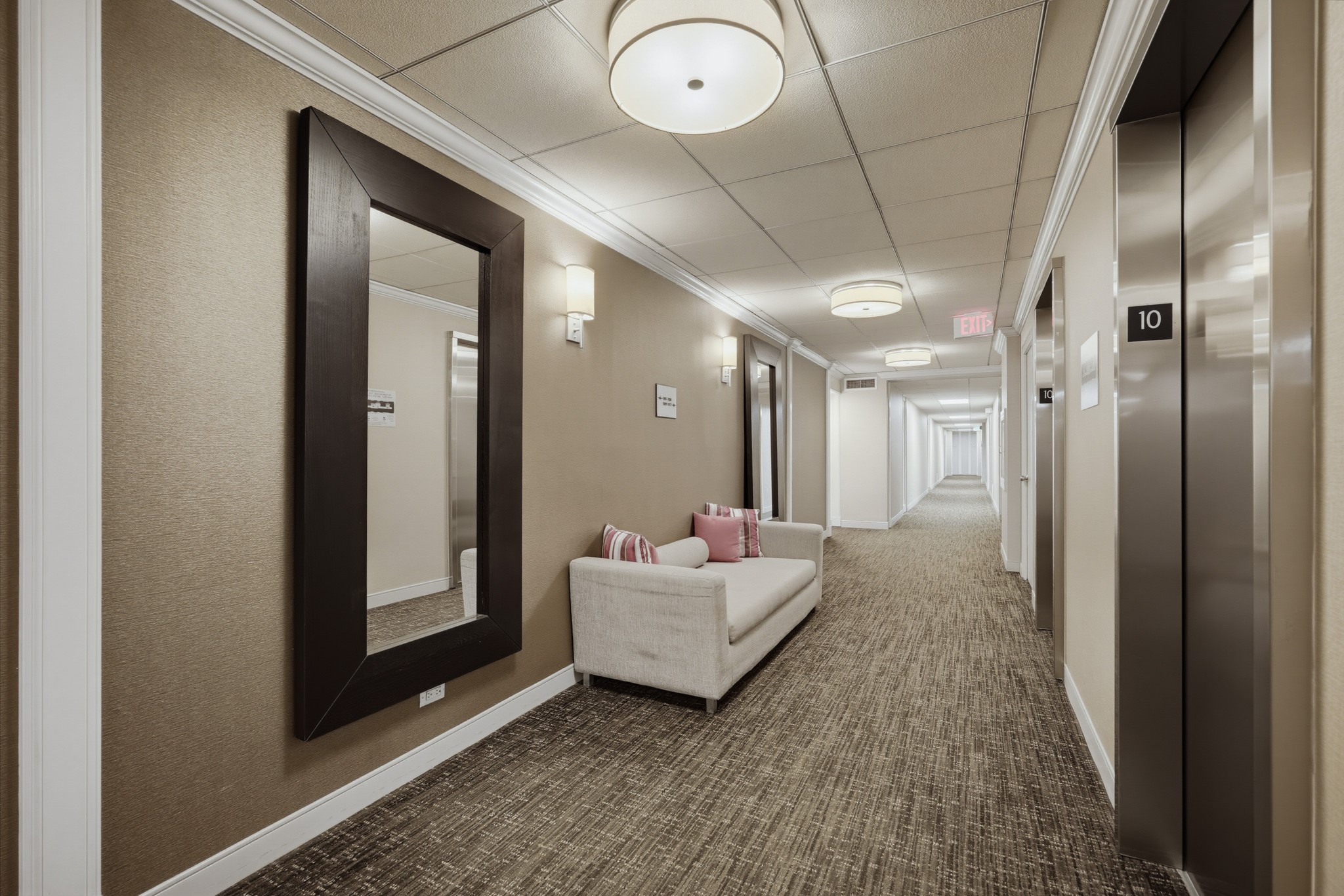 Virtual tour photo 1 of 36 for 10501 Wilshire Blvd