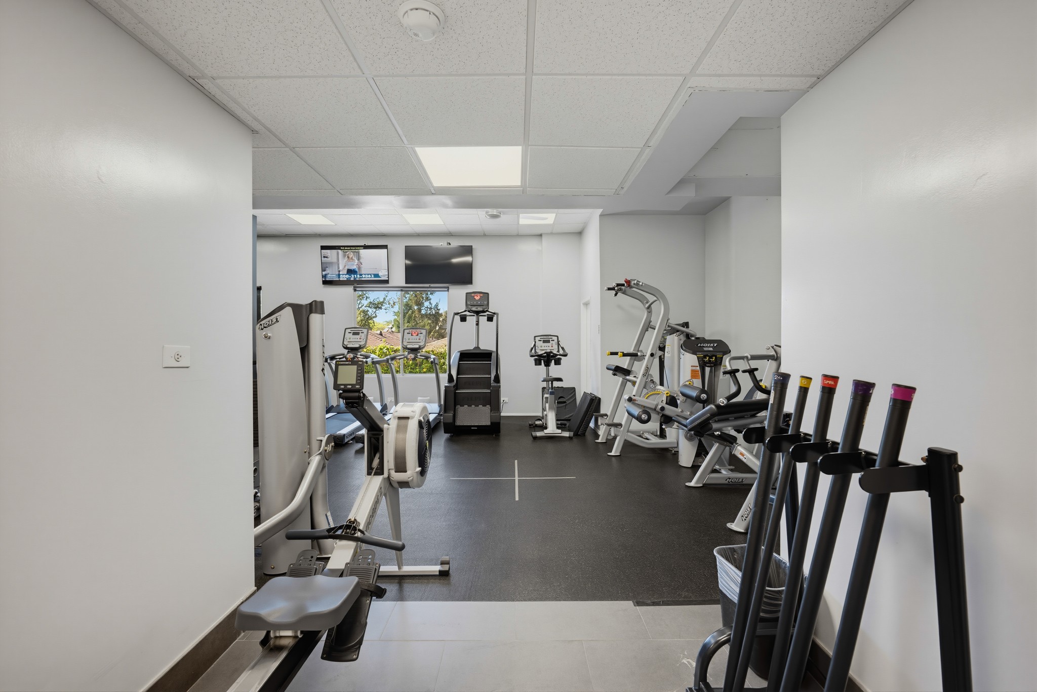 Virtual tour photo 27 of 36 for 10501 Wilshire Blvd
