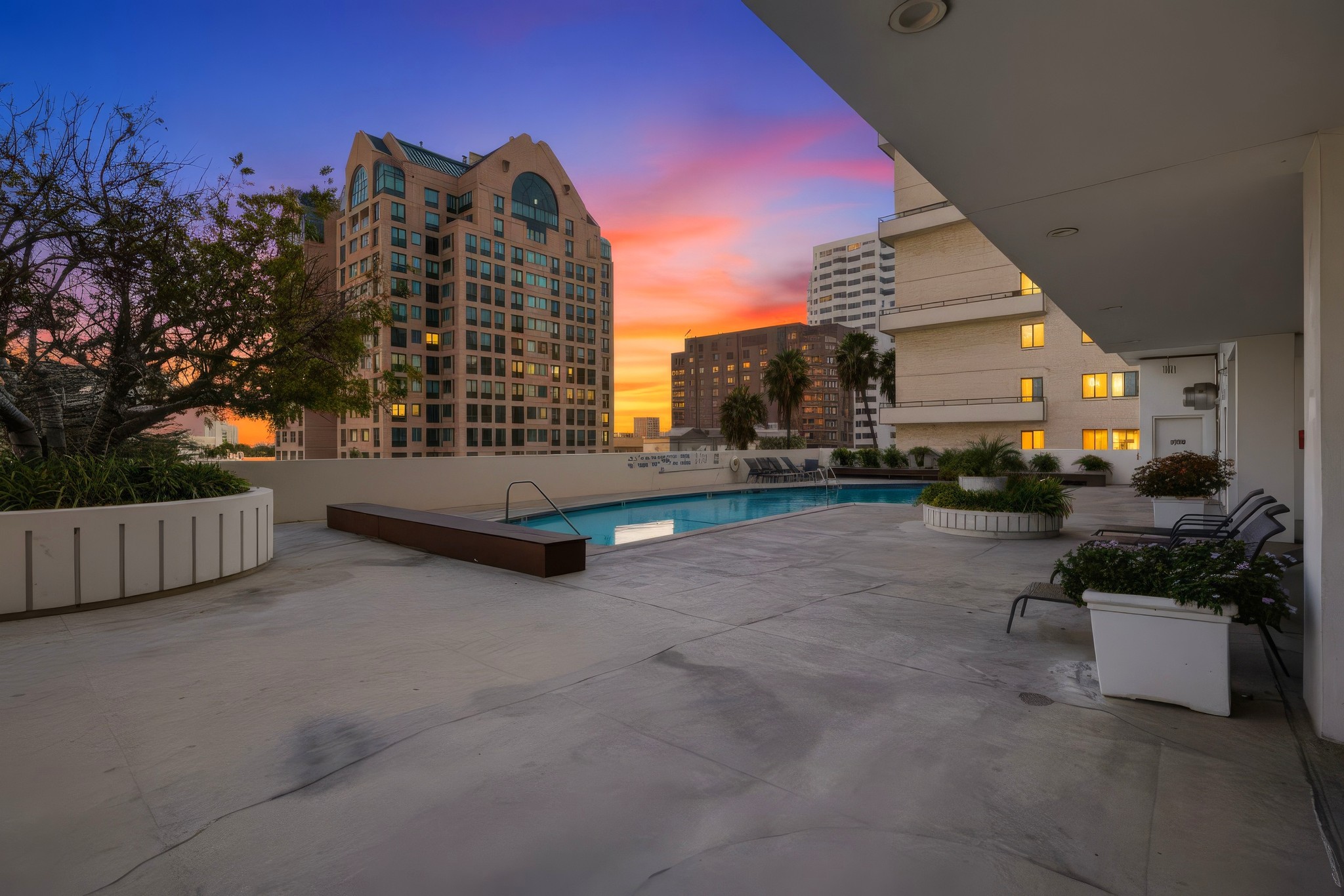 Virtual tour photo 36 of 36 for 10501 Wilshire Blvd