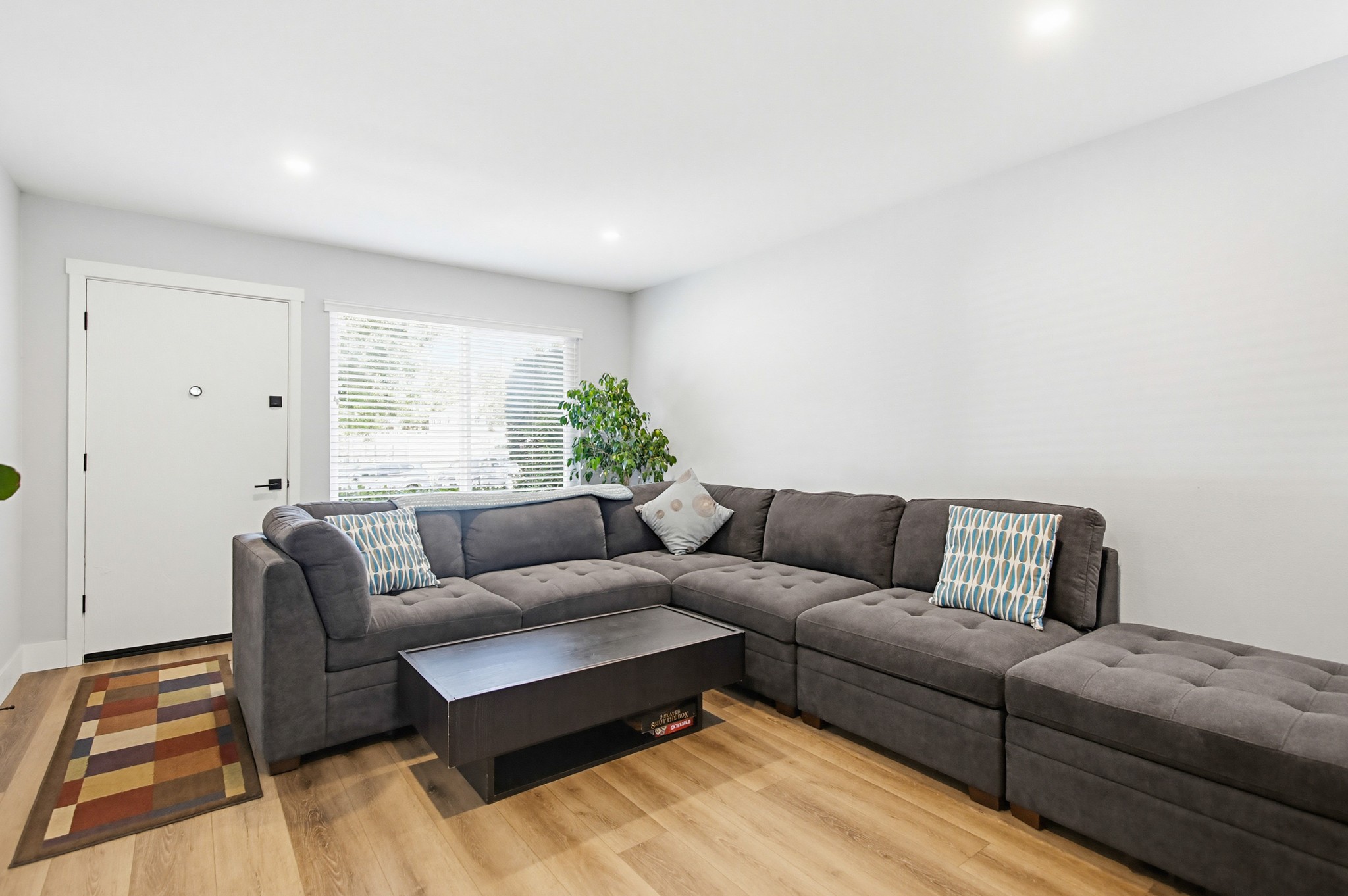 Virtual tour photo 8 of 48 for 10513 Kerrigan Ct