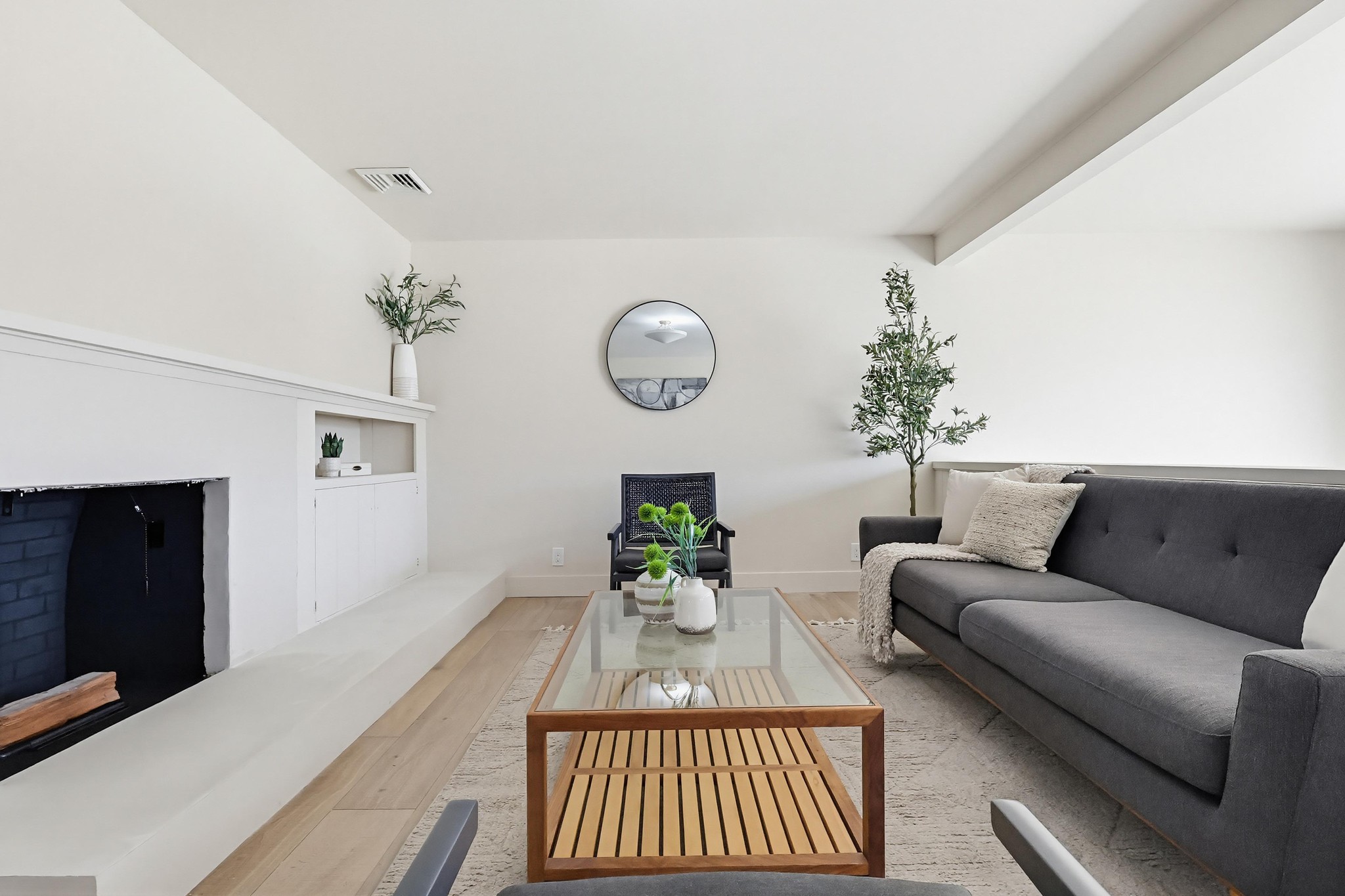 Virtual tour photo 8 of 35 for 10519 S 3rd Ave