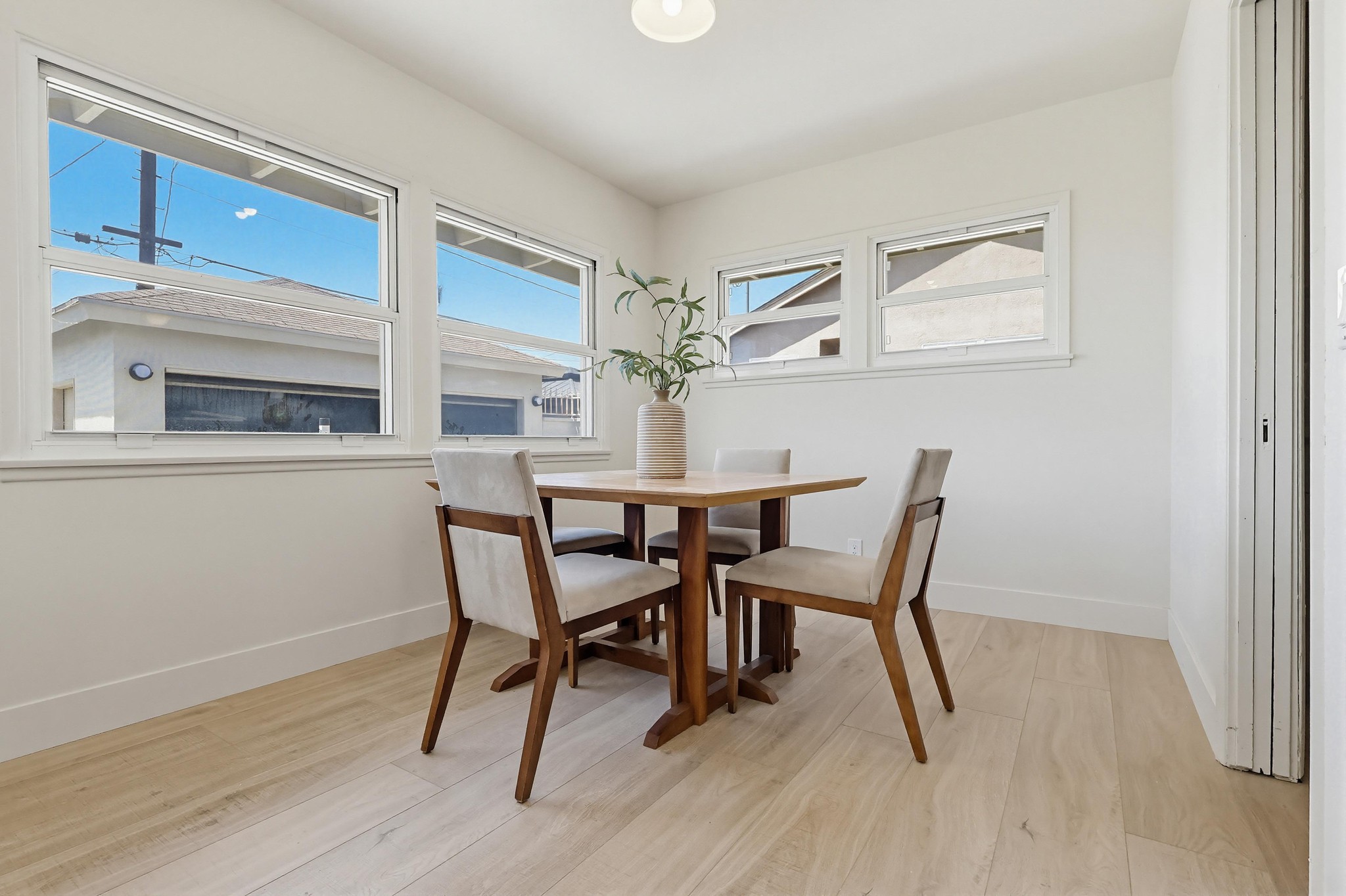 Virtual tour photo 15 of 35 for 10519 S 3rd Ave