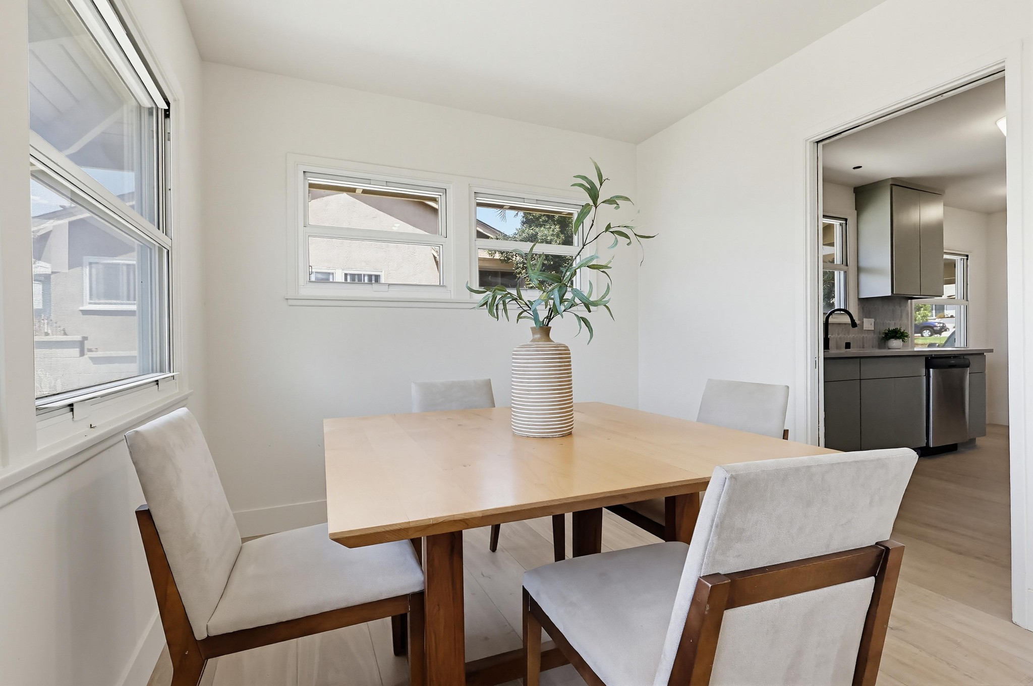 Virtual tour photo 17 of 35 for 10519 S 3rd Ave