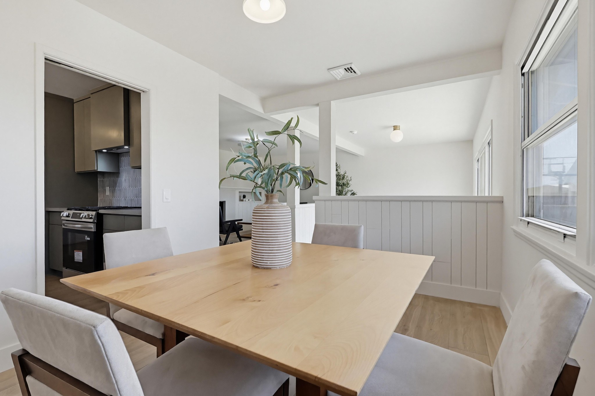 Virtual tour photo 18 of 35 for 10519 S 3rd Ave