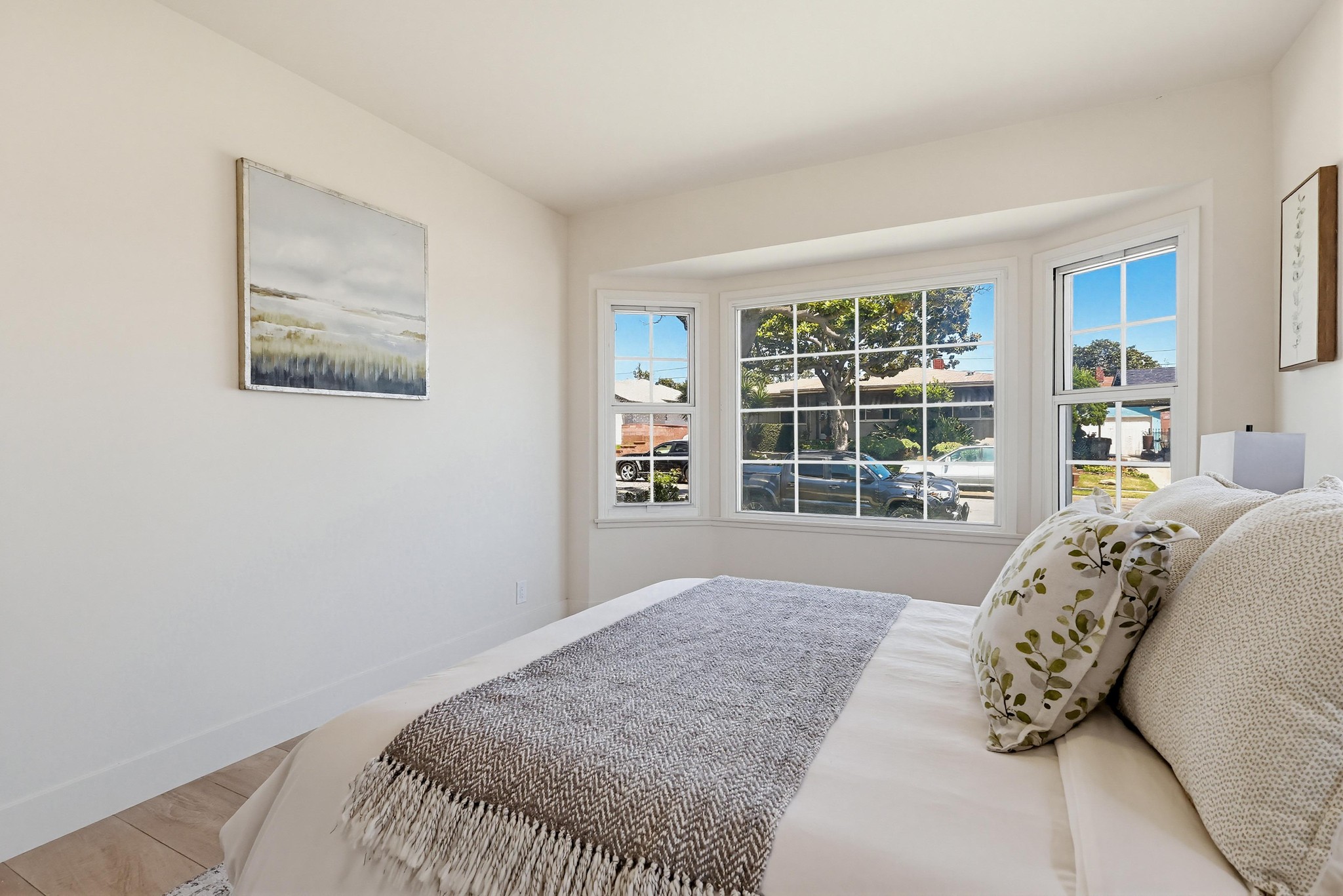 Virtual tour photo 34 of 35 for 10519 S 3rd Ave