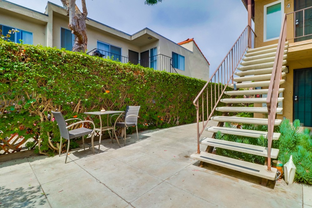 Virtual tour photo 7 of 26 for 1053 Sapphire St #3