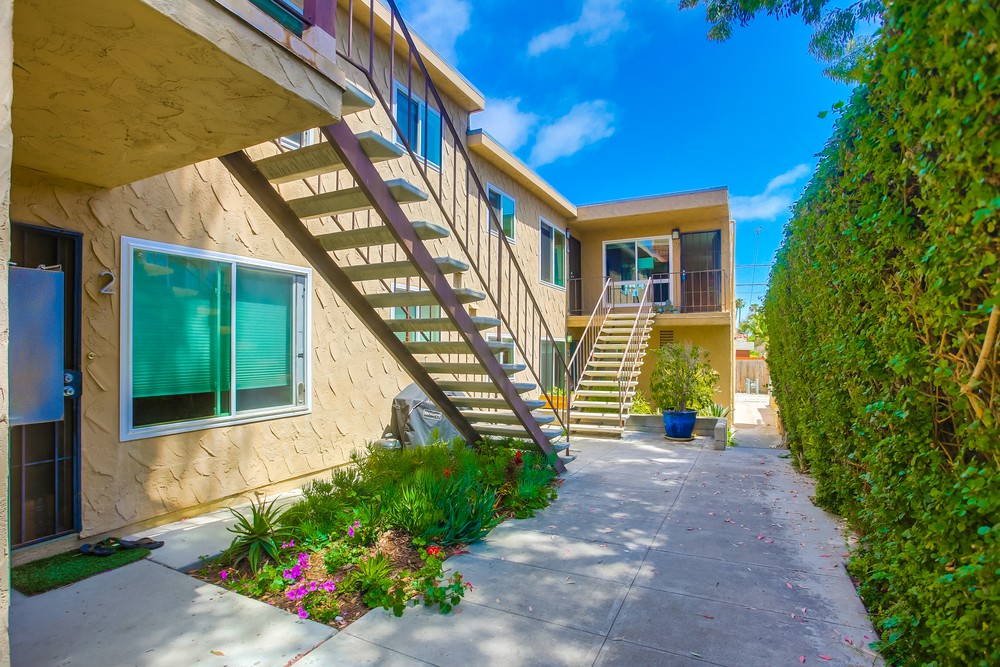 Virtual tour photo 25 of 30 for 1053 Sapphire St #5