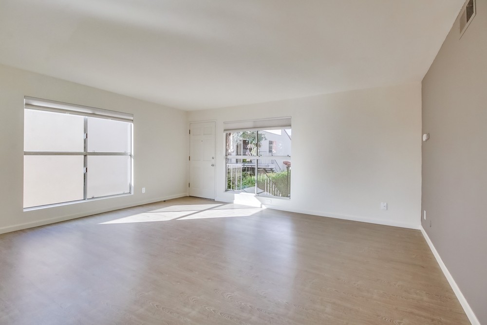 Virtual tour photo 14 of 44 for 1053 Sapphire St #7