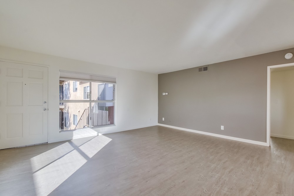 Virtual tour photo 16 of 44 for 1053 Sapphire St #7