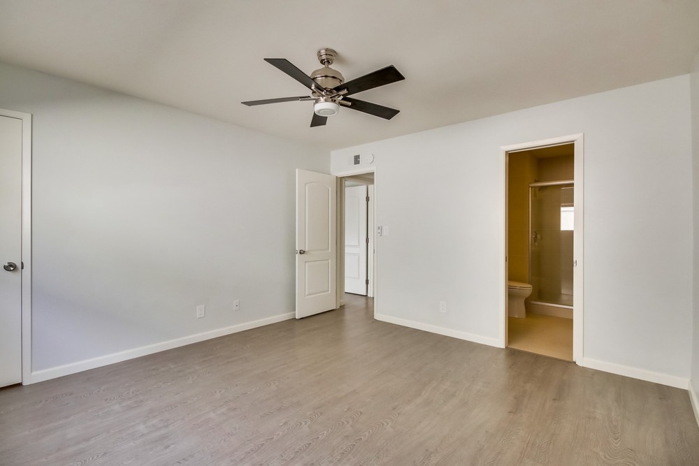 Virtual tour photo 33 of 44 for 1053 Sapphire St #7
