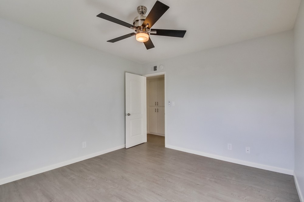 Virtual tour photo 40 of 44 for 1053 Sapphire St #7