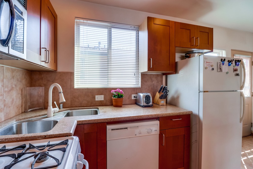 Virtual tour photo 19 of 36 for 1059 Loring St