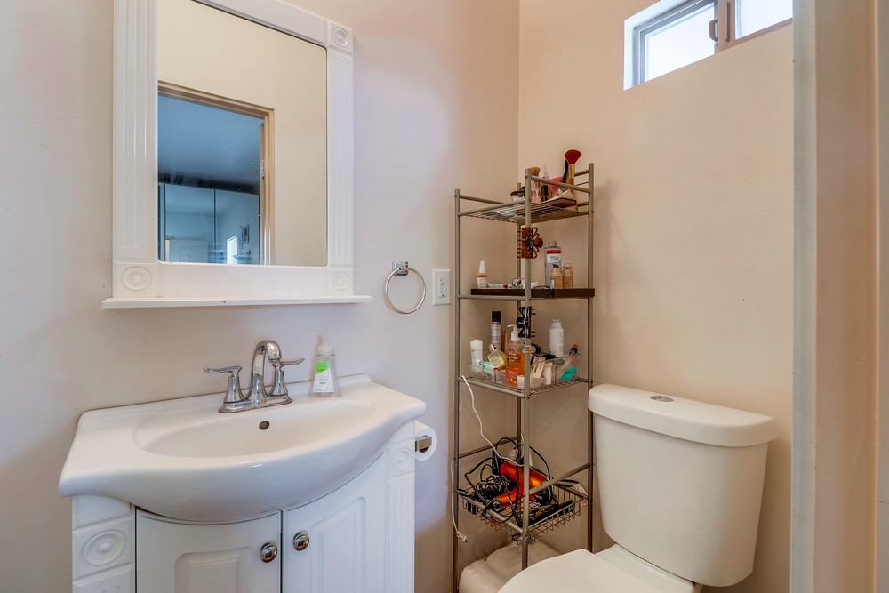 Virtual tour photo 24 of 36 for 1059 Loring St