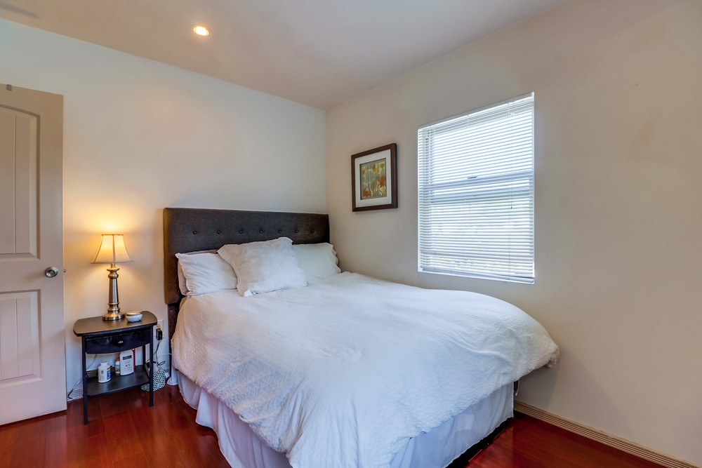 Virtual tour photo 27 of 36 for 1059 Loring St