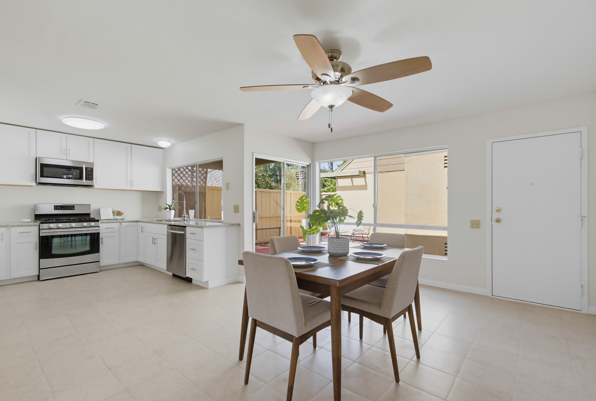 Virtual tour photo 11 of 55 for 10597 Caminito Glenellen