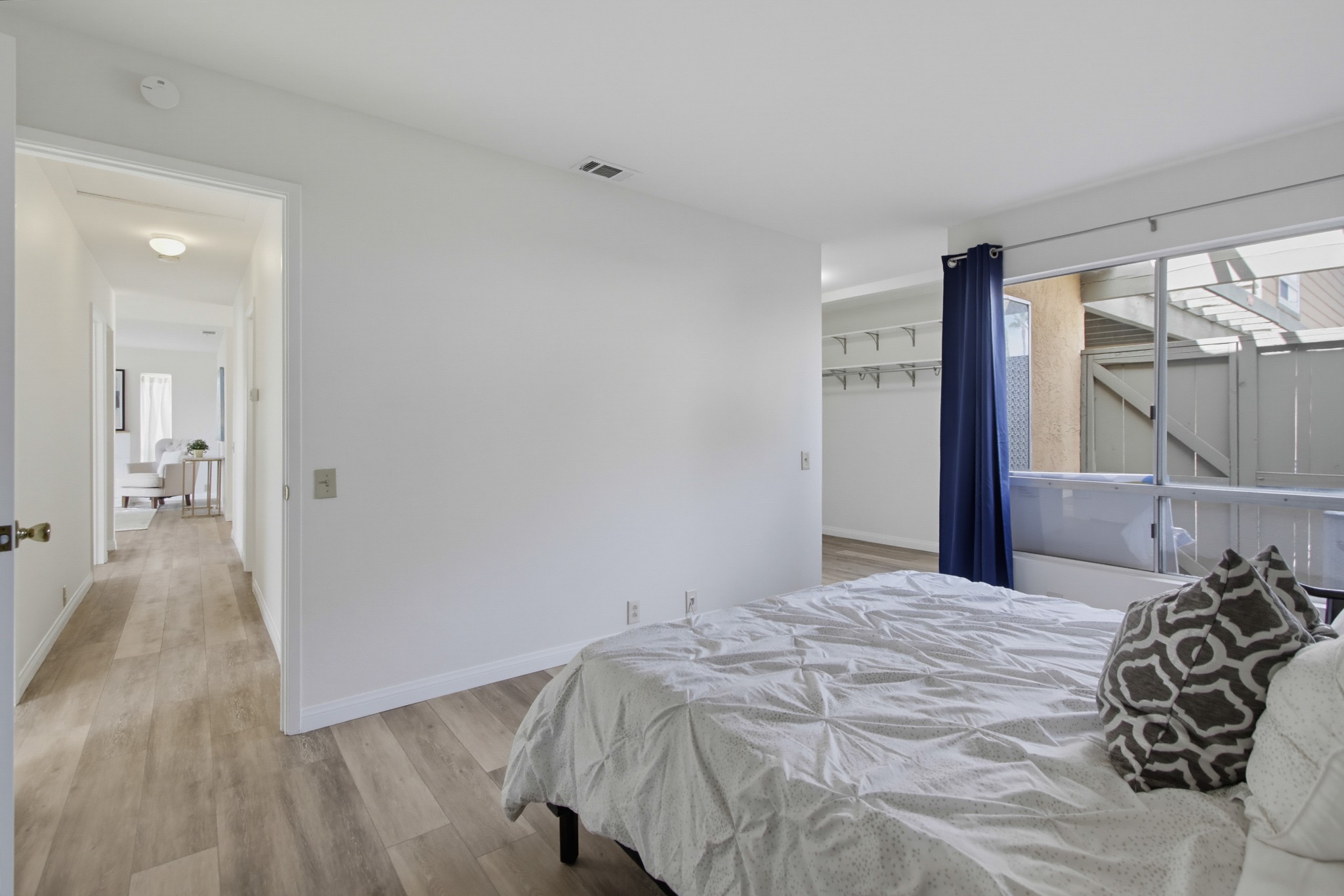 Virtual tour photo 22 of 55 for 10597 Caminito Glenellen