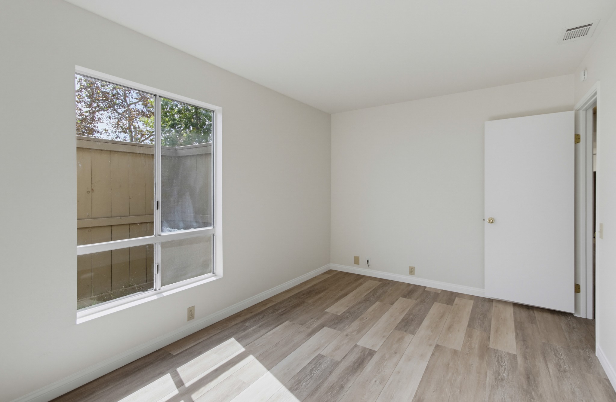 Virtual tour photo 29 of 55 for 10597 Caminito Glenellen