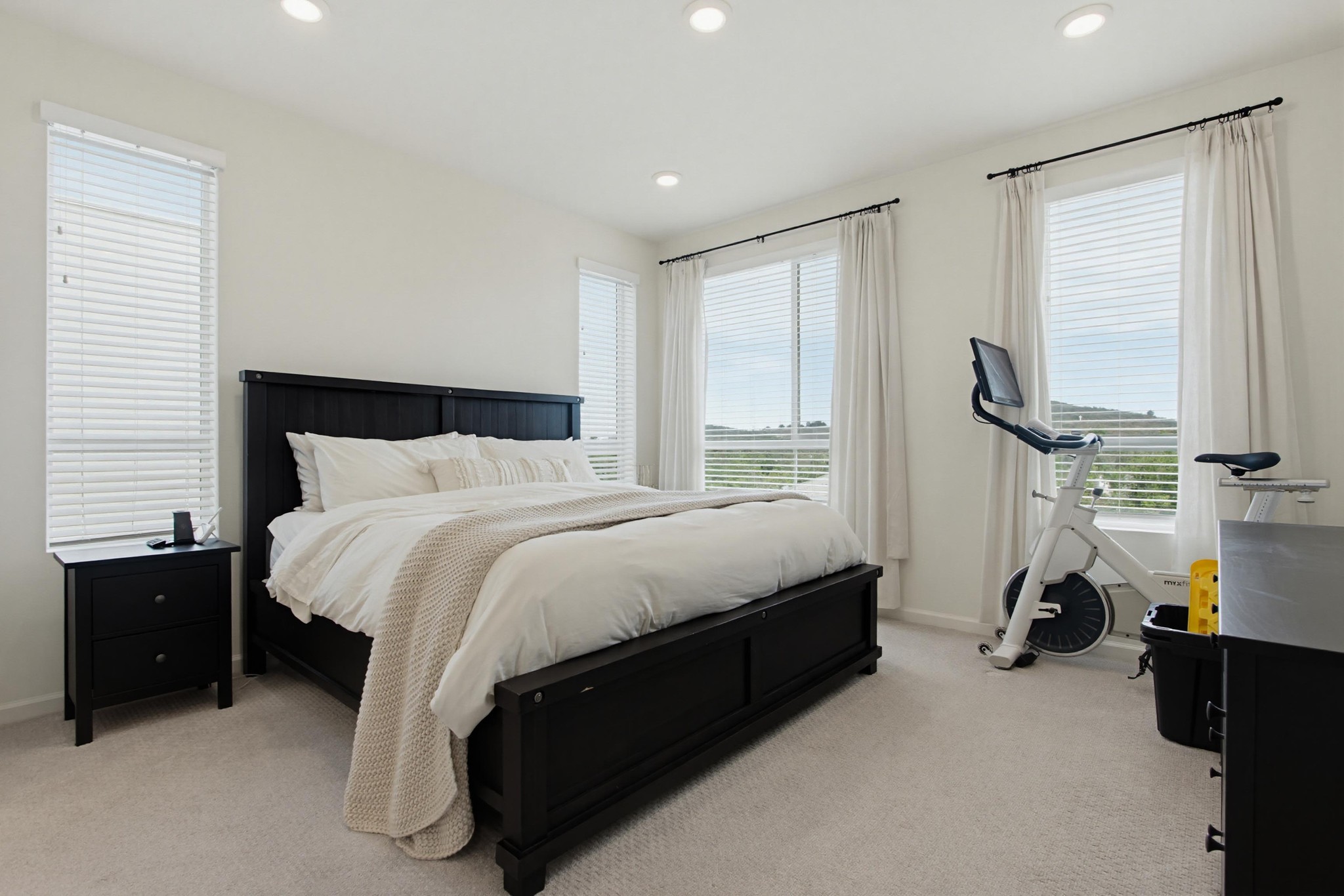 Virtual tour photo 28 of 38 for 1060 Kendale Wy