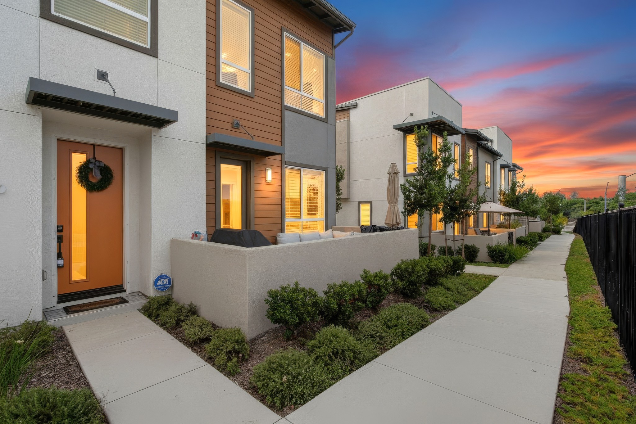 Virtual tour photo 38 of 38 for 1060 Kendale Wy