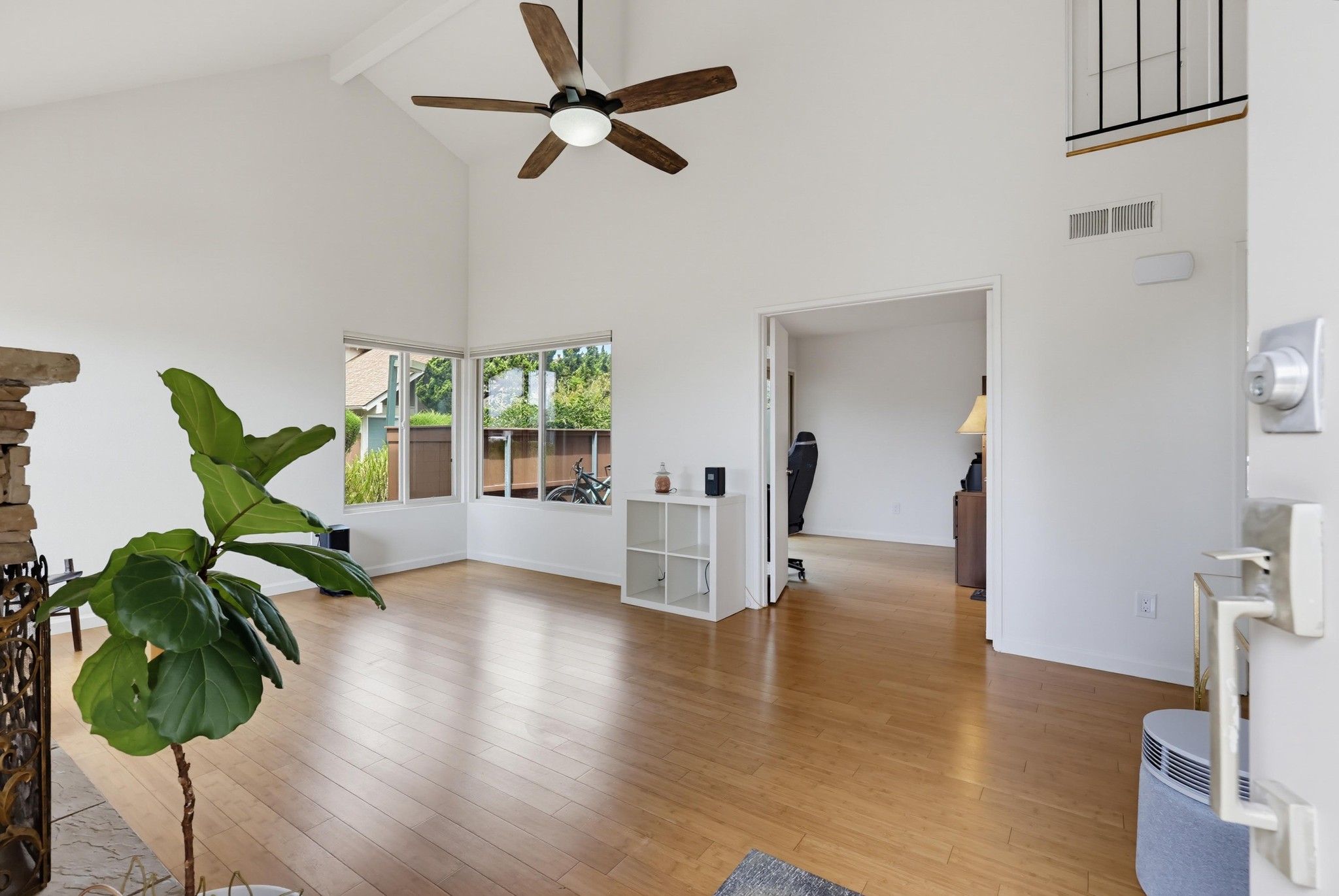 Virtual tour photo 8 of 72 for 10639 Escobar Dr