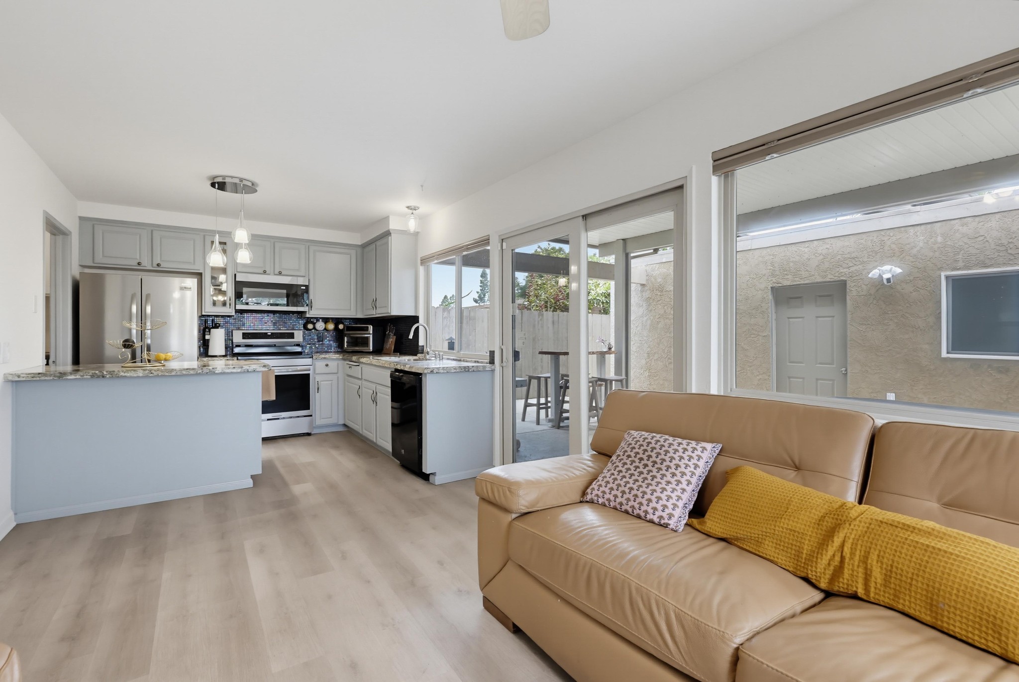 Virtual tour photo 18 of 72 for 10639 Escobar Dr