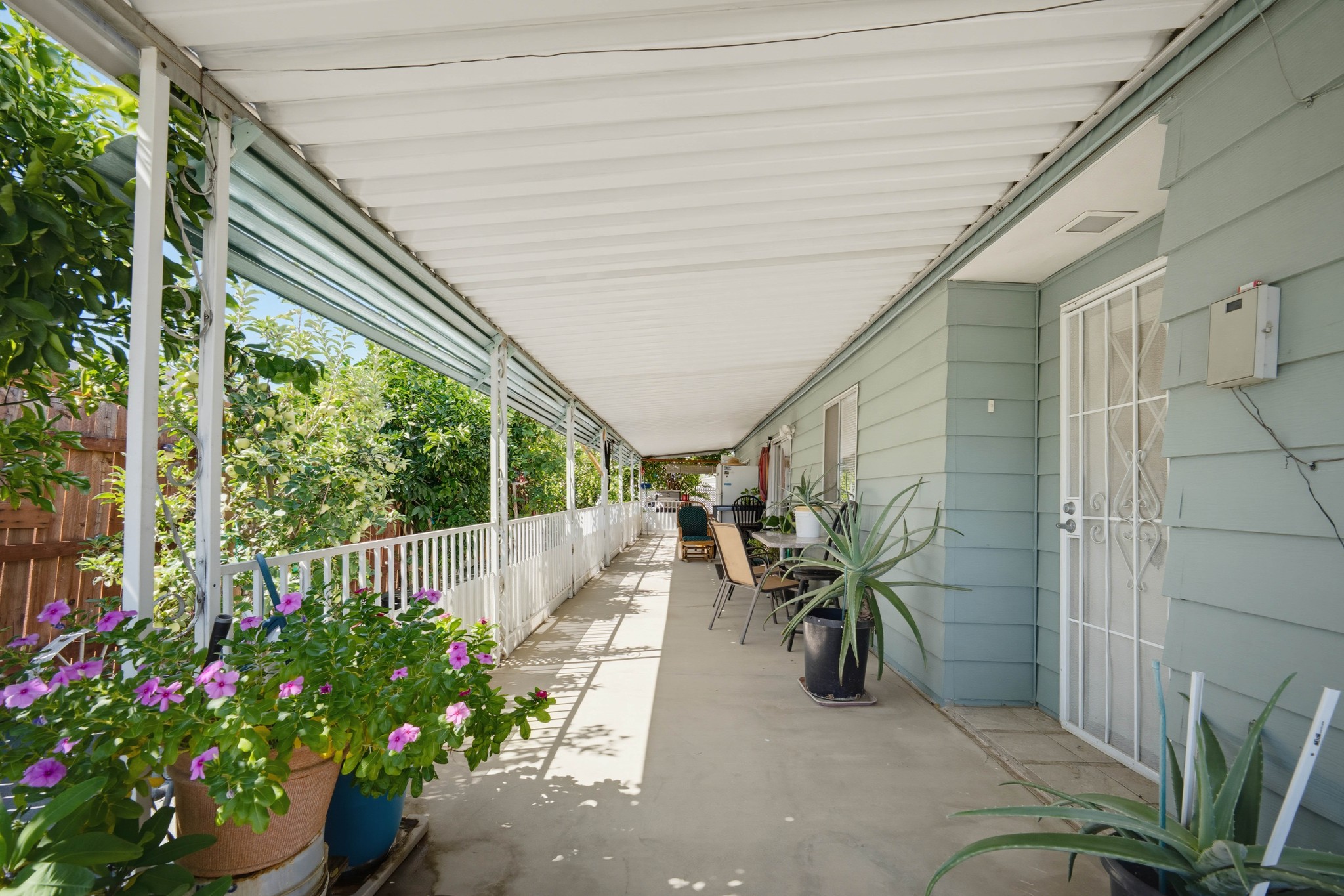 Virtual tour photo 6 of 37 for 1065 S Elk St