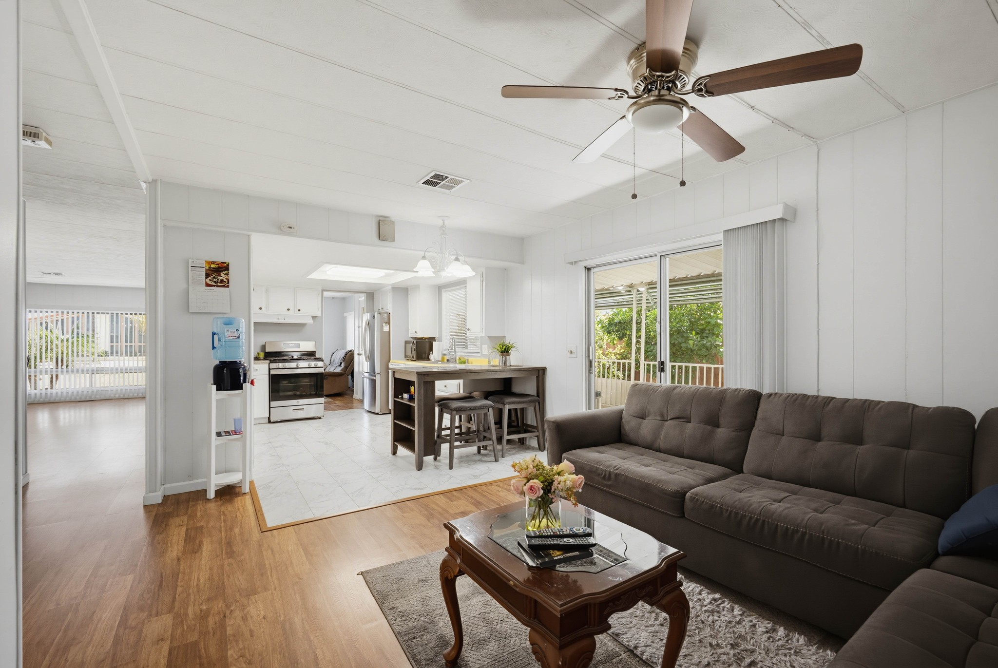 Virtual tour photo 16 of 37 for 1065 S Elk St