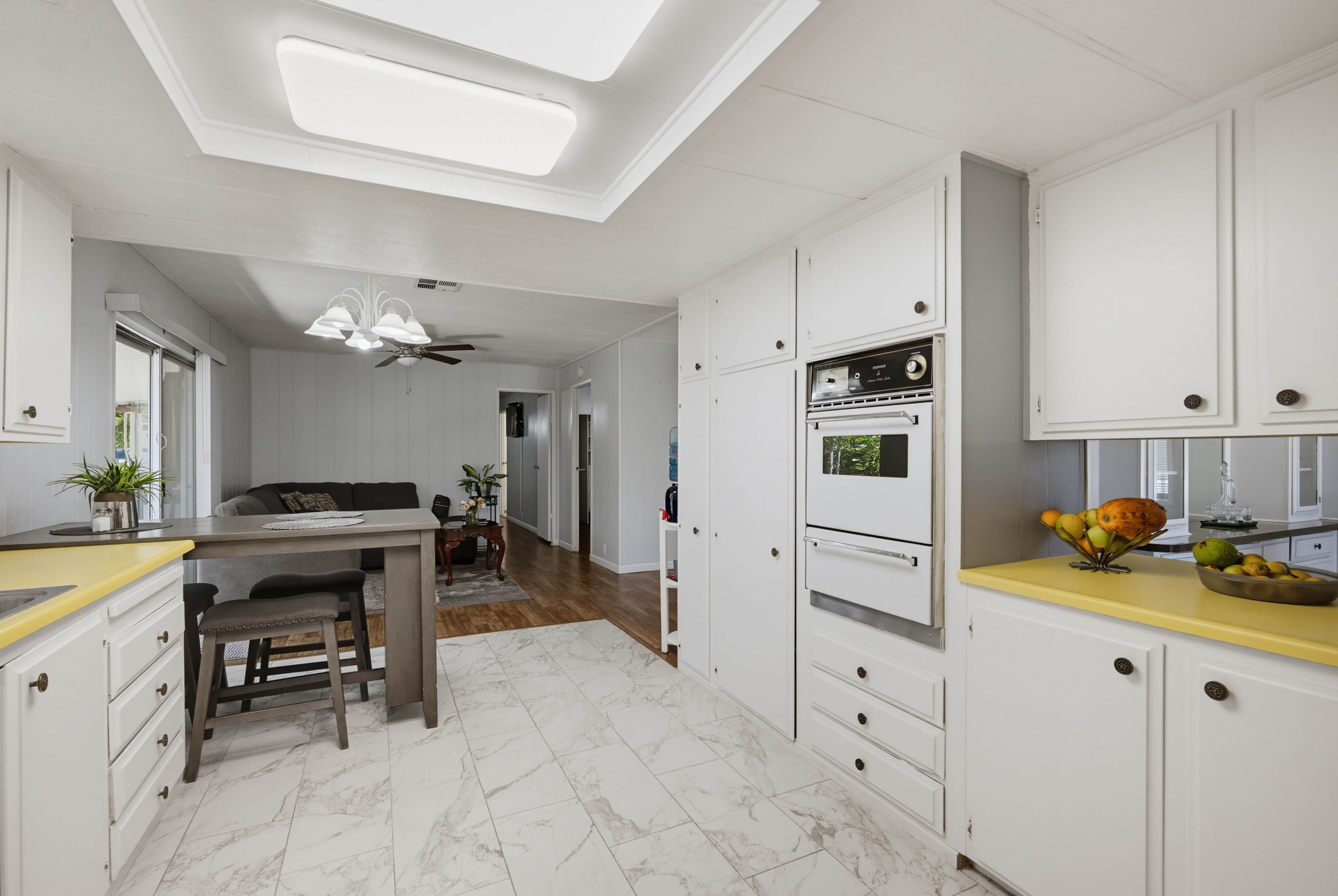 Virtual tour photo 23 of 37 for 1065 S Elk St