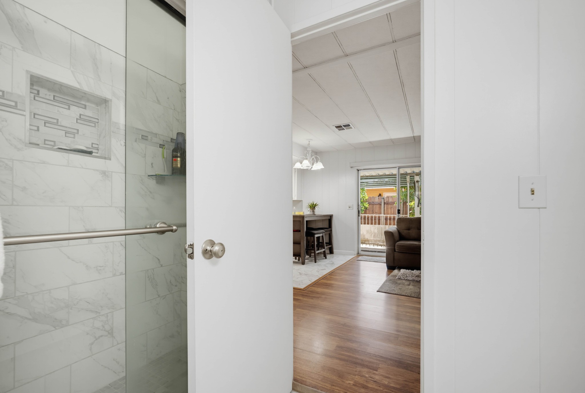 Virtual tour photo 25 of 37 for 1065 S Elk St
