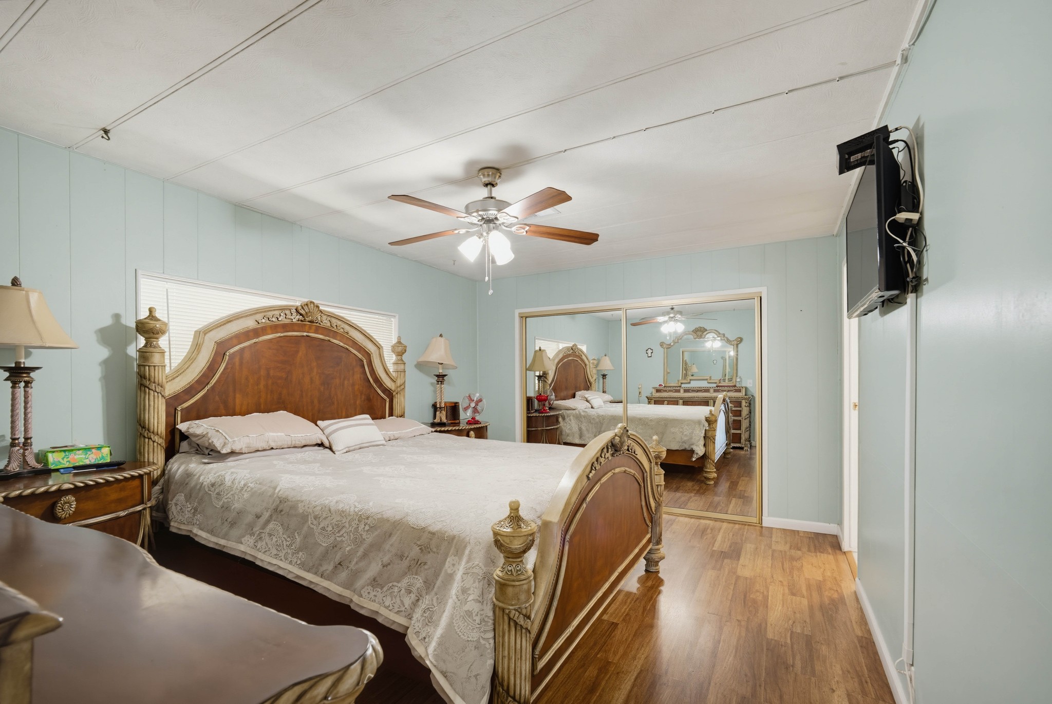 Virtual tour photo 28 of 37 for 1065 S Elk St