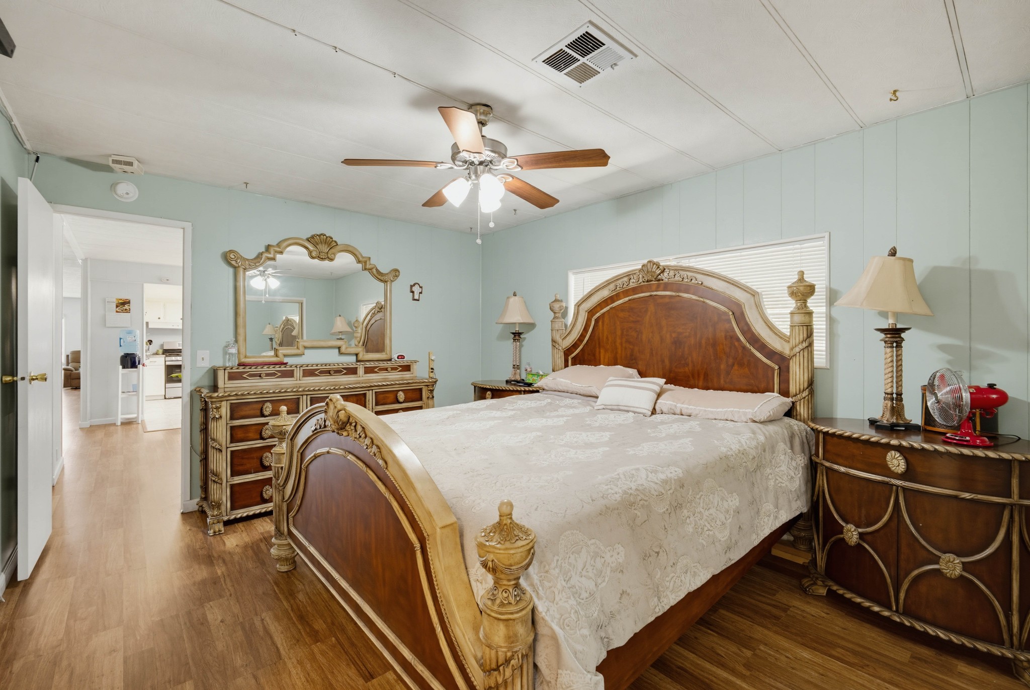 Virtual tour photo 29 of 37 for 1065 S Elk St