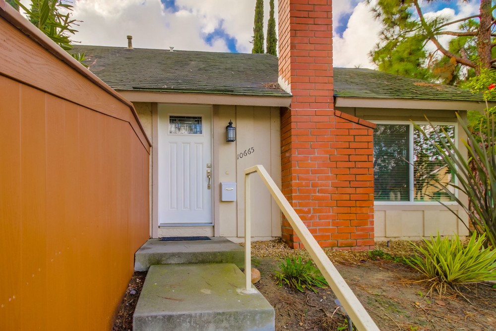Virtual tour photo 6 of 39 for 10665 Porto Ct