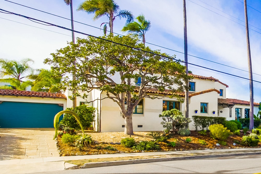 Virtual tour photo 3 of 124 for 1068 Santa Barbara St