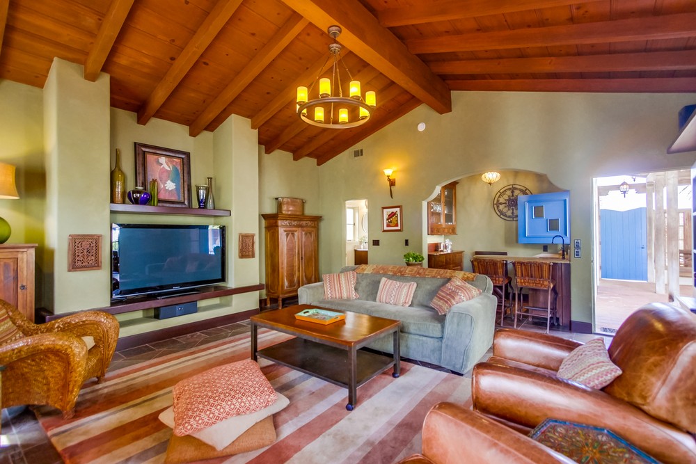 Virtual tour photo 27 of 124 for 1068 Santa Barbara St