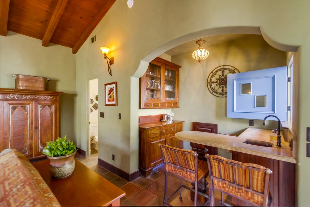 Virtual tour photo 28 of 124 for 1068 Santa Barbara St