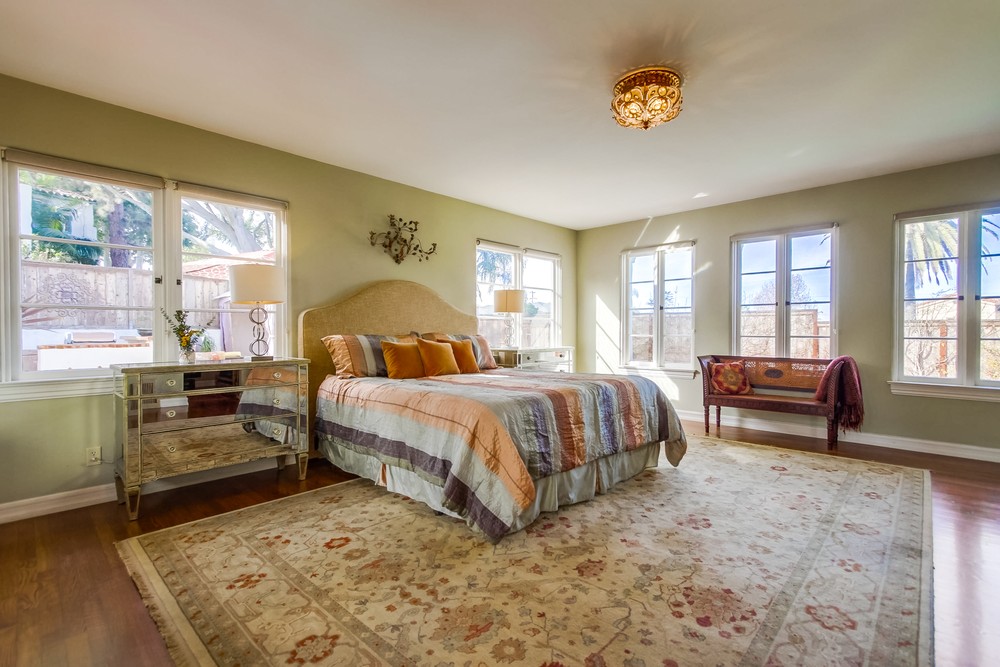 Virtual tour photo 42 of 124 for 1068 Santa Barbara St