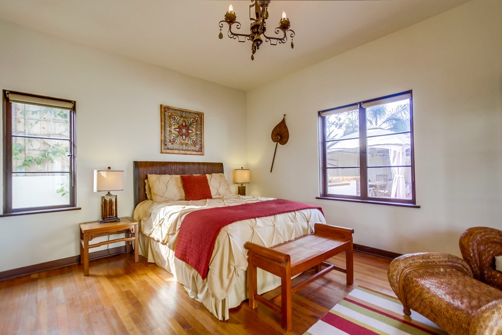 Virtual tour photo 48 of 124 for 1068 Santa Barbara St