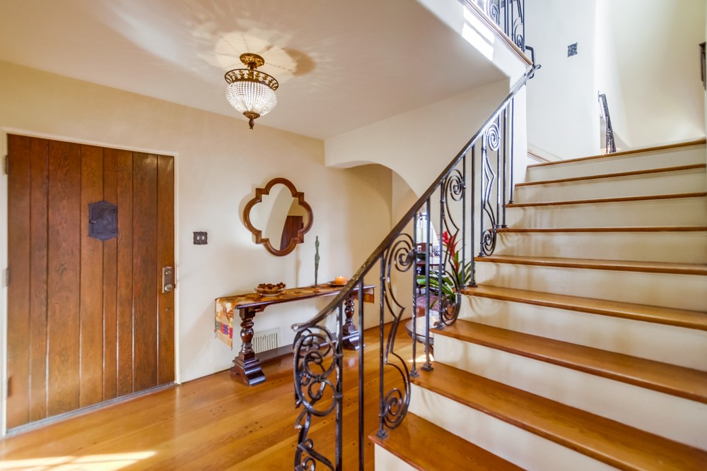 Virtual tour photo 56 of 124 for 1068 Santa Barbara St