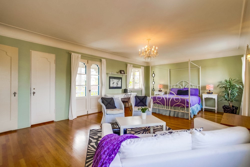 Virtual tour photo 63 of 124 for 1068 Santa Barbara St