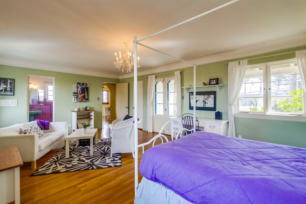 Virtual tour photo 65 of 124 for 1068 Santa Barbara St