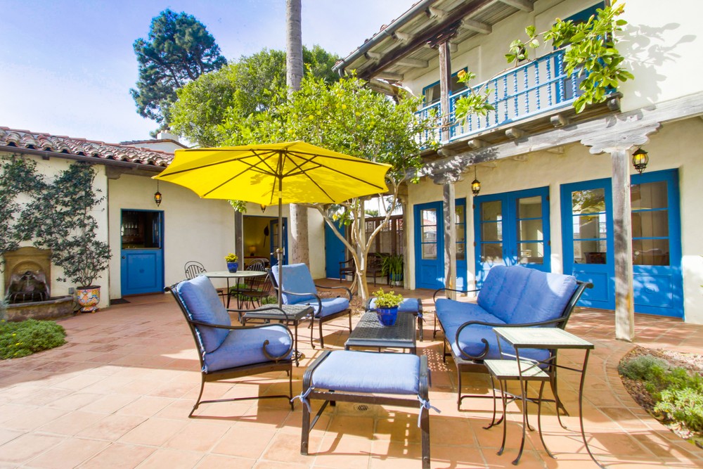 Virtual tour photo 103 of 124 for 1068 Santa Barbara St