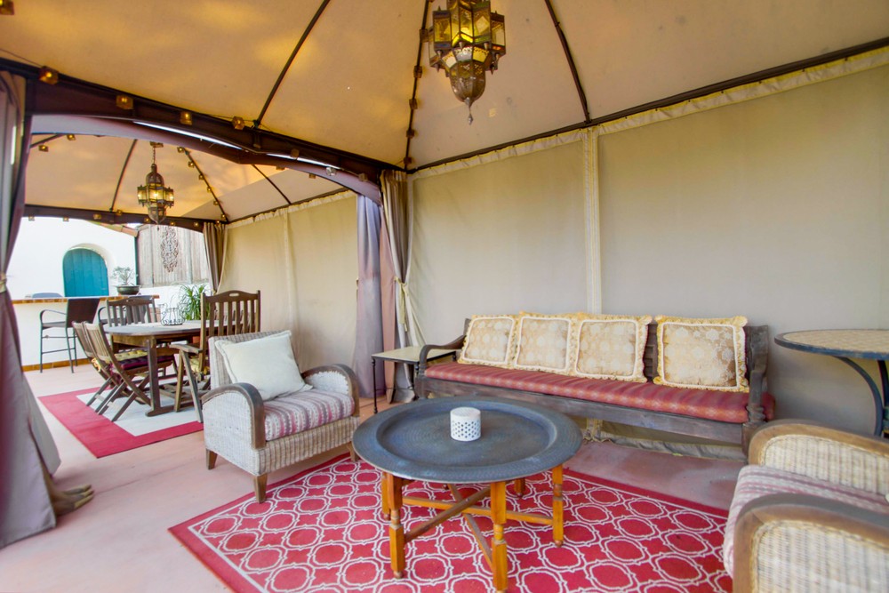 Virtual tour photo 113 of 124 for 1068 Santa Barbara St