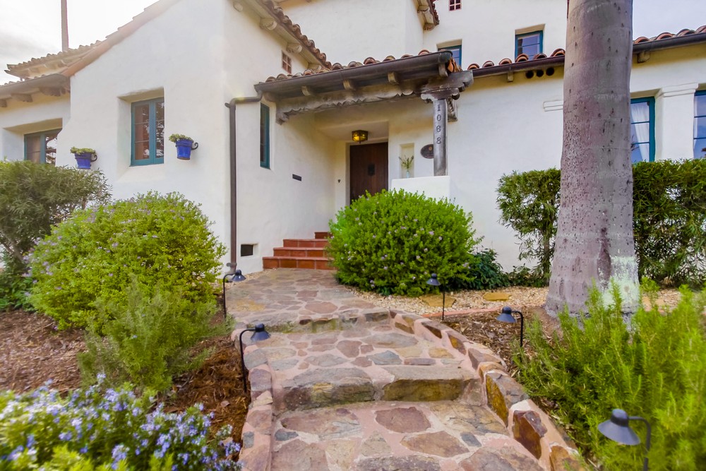 Virtual tour photo 125 of 124 for 1068 Santa Barbara St