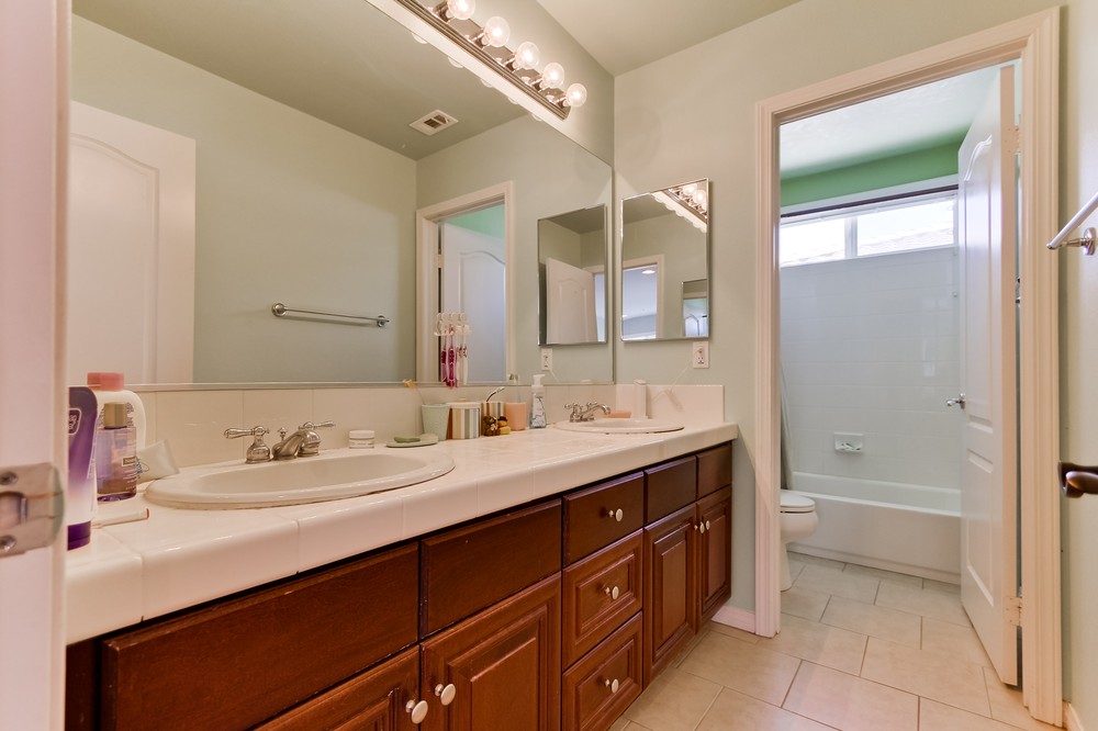 Virtual tour photo 27 of 38 for 10691 Heather Ridge Dr