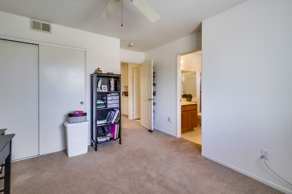 Virtual tour photo 9 of 16 for 10705 Ballystock Court