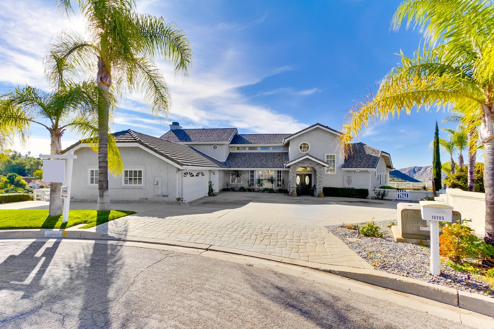 Virtual tour photo 1 of 63 for 10705 Kingfisher Creek Rd