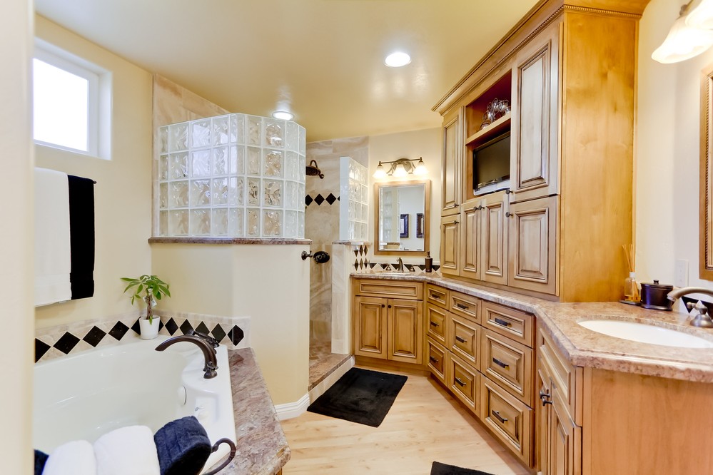 Virtual tour photo 25 of 63 for 10705 Kingfisher Creek Rd